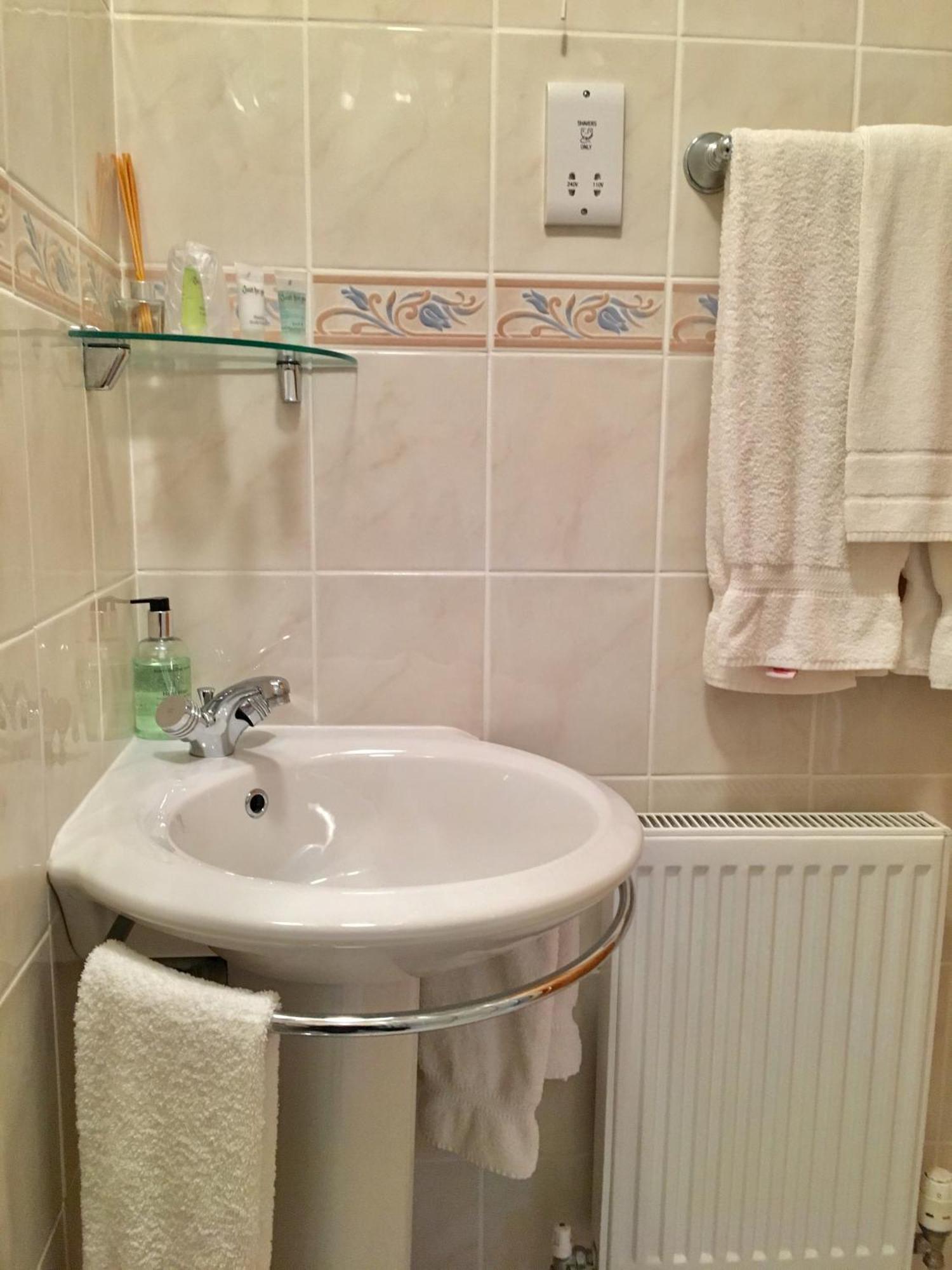 White Cottage B&B North Kessock Экстерьер фото