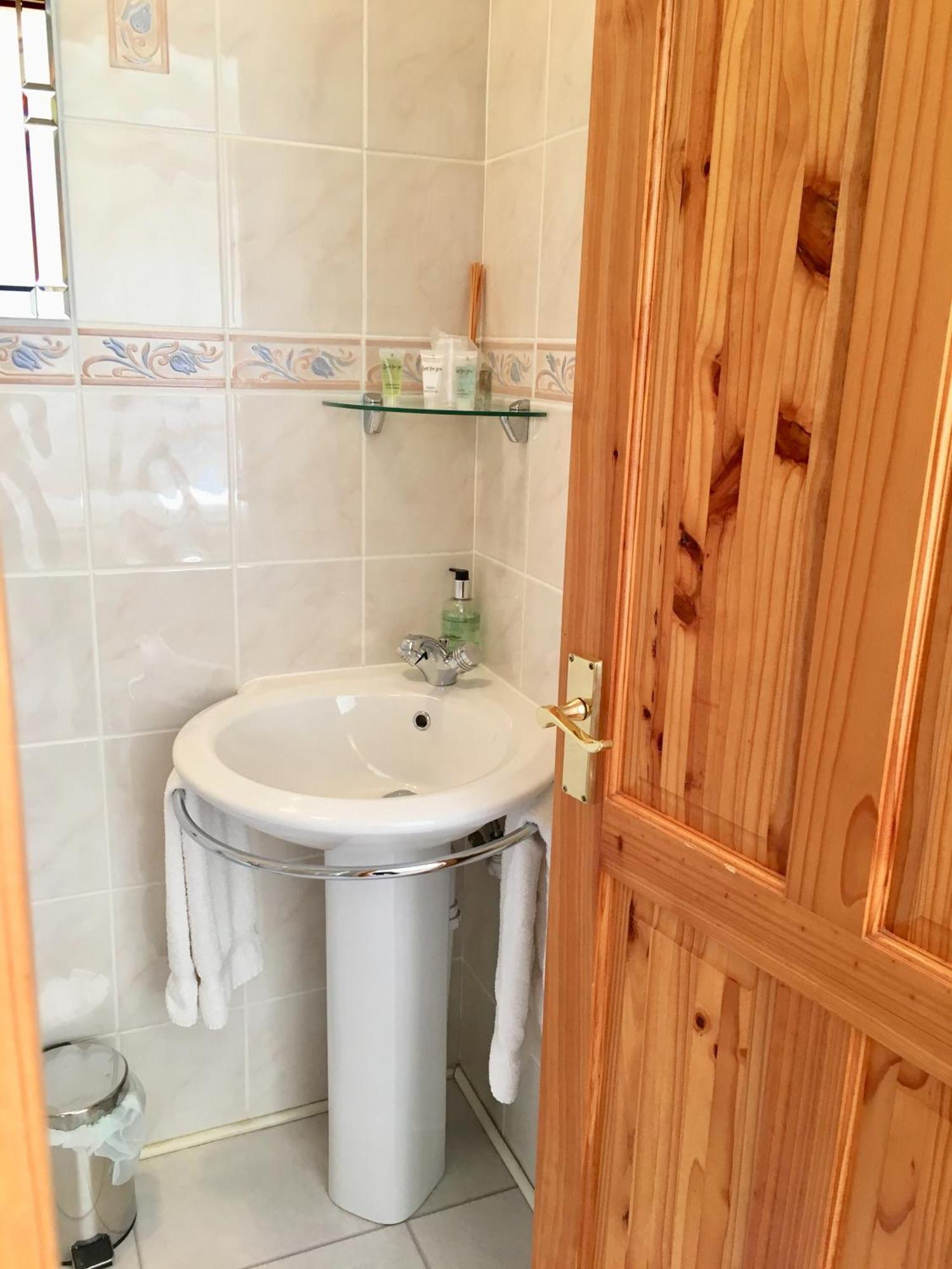 White Cottage B&B North Kessock Экстерьер фото